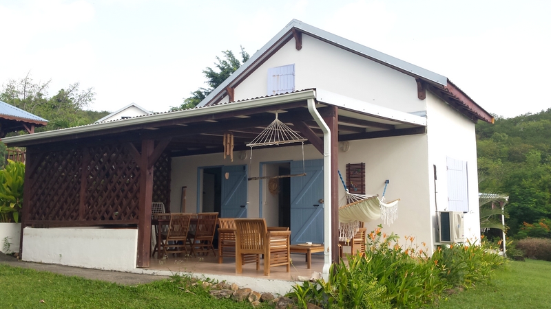 bungalow quatre personnes deshaies guadeloupe